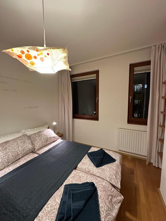 Central Apartment With Balcony 布达佩斯 外观 照片