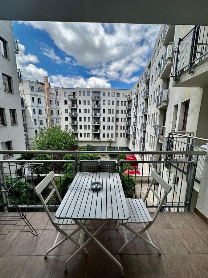 Central Apartment With Balcony 布达佩斯 外观 照片