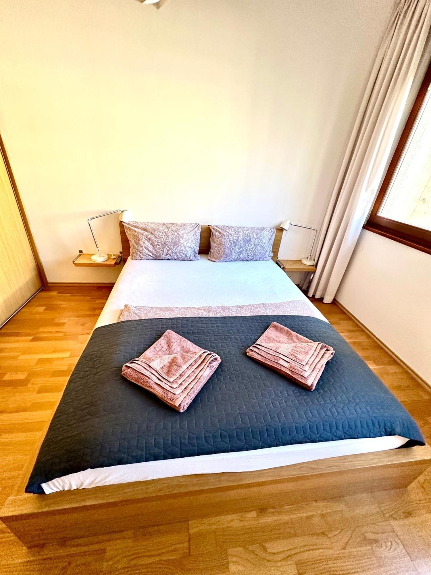 Central Apartment With Balcony 布达佩斯 外观 照片