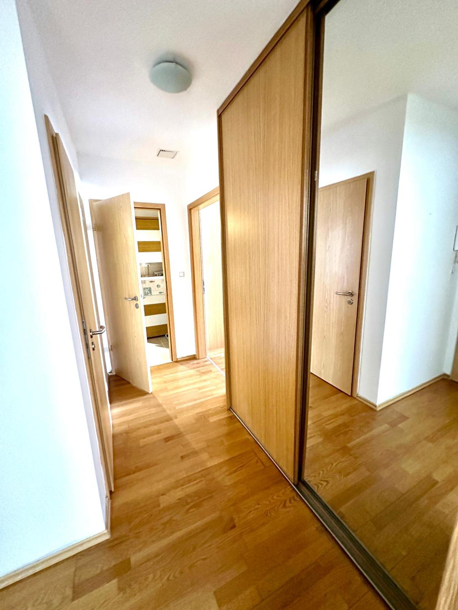 Central Apartment With Balcony 布达佩斯 外观 照片