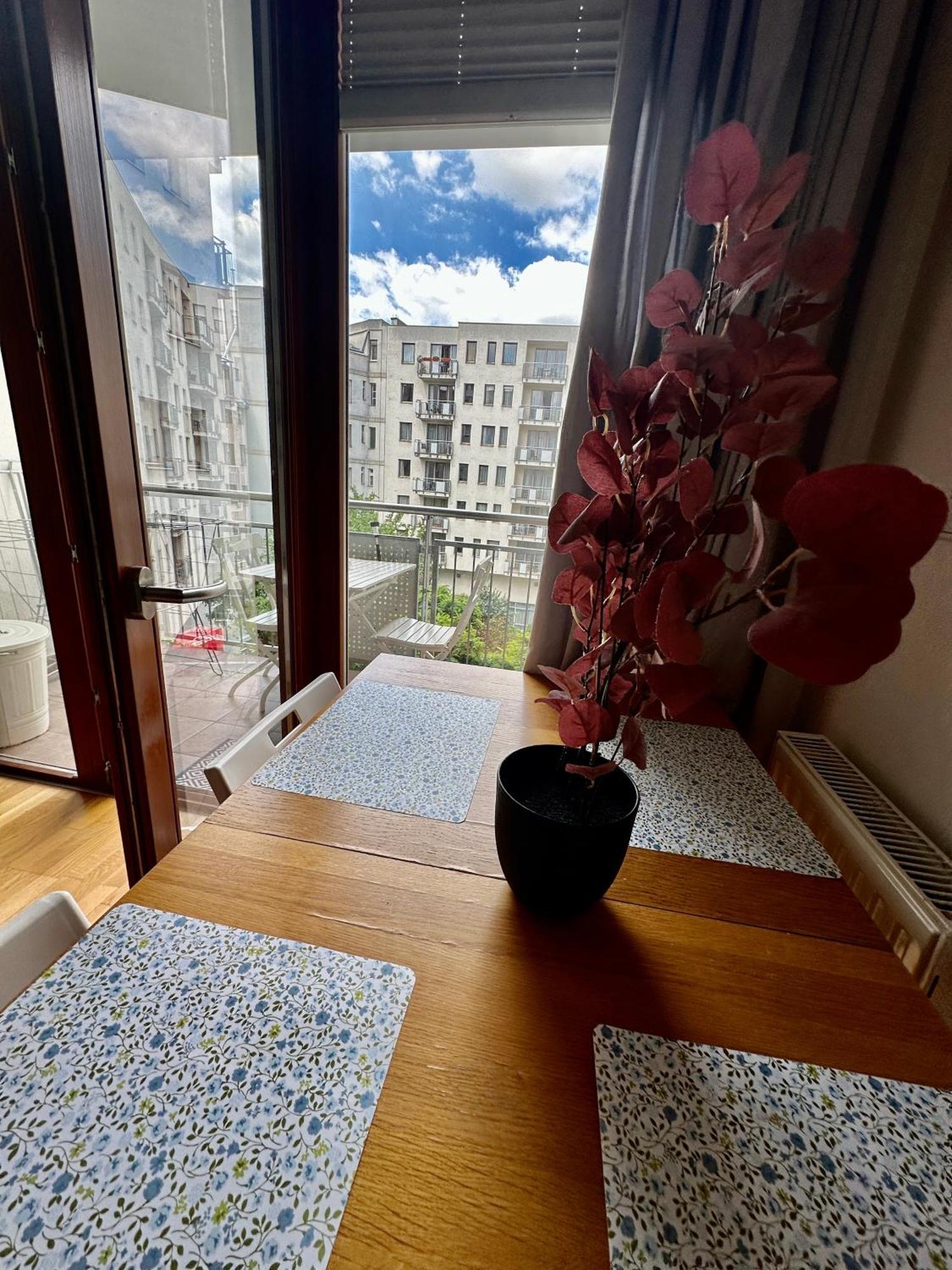 Central Apartment With Balcony 布达佩斯 外观 照片