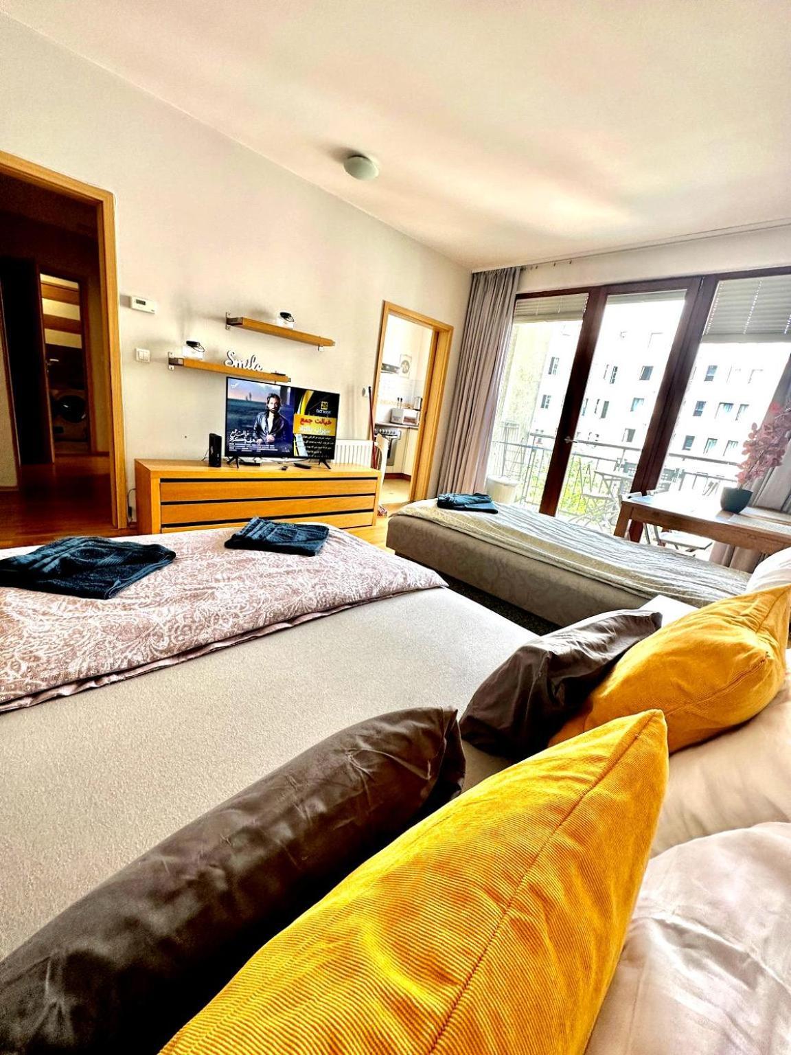 Central Apartment With Balcony 布达佩斯 外观 照片
